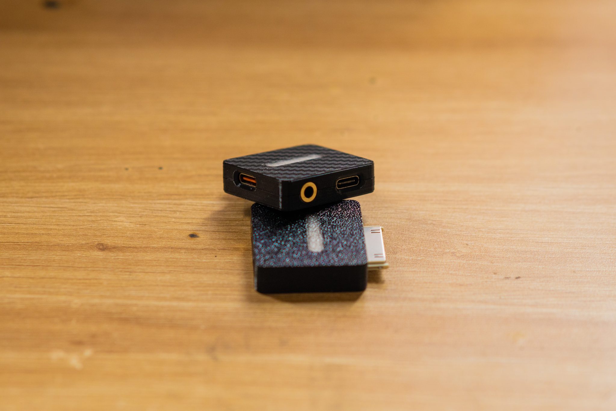 [DIY] ADAPTER 30PIN FOR IPOD/IPHONE
